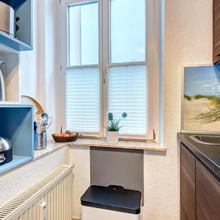 Anna Bernstein * Ostseebad Heringsdorf